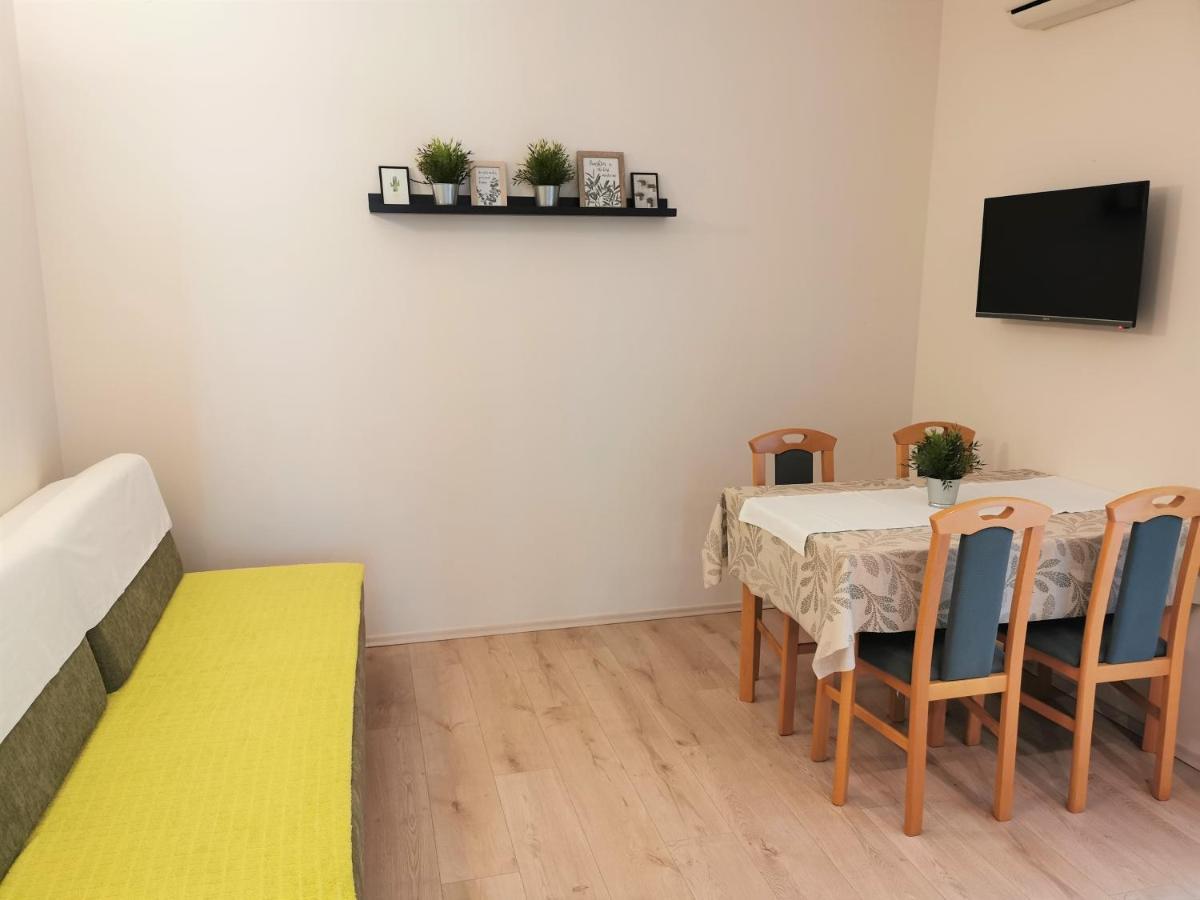 Lenka Apartments I Novalja Eksteriør bilde