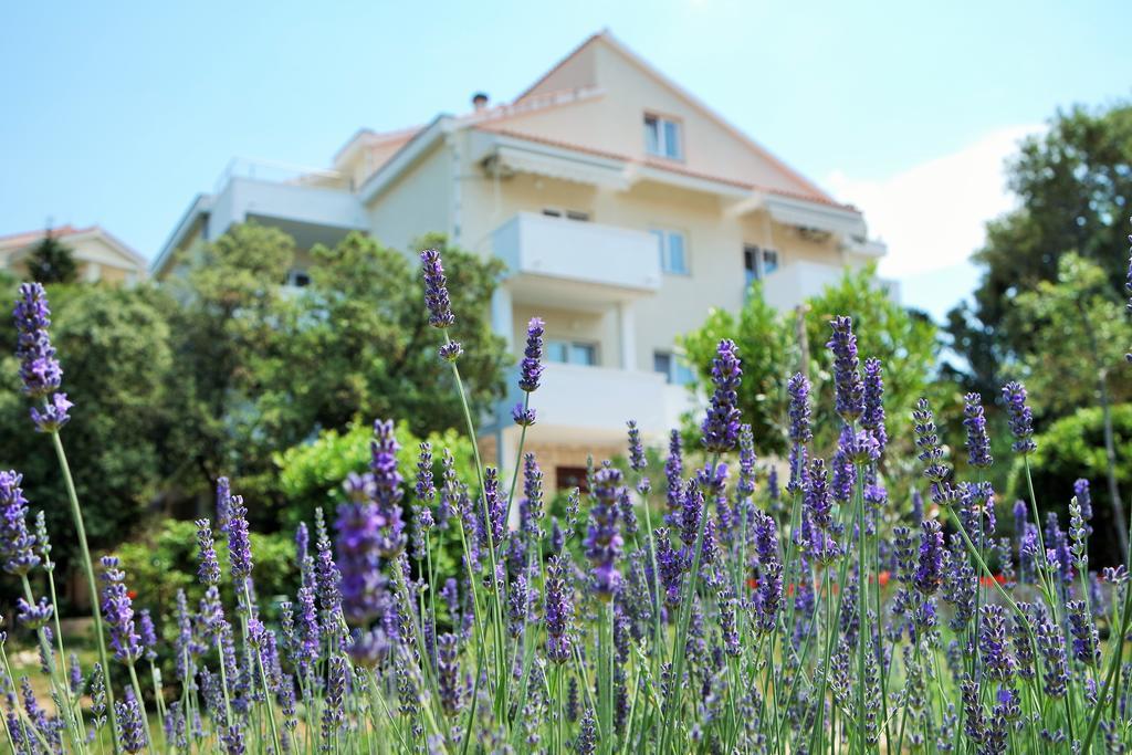 Lenka Apartments I Novalja Eksteriør bilde